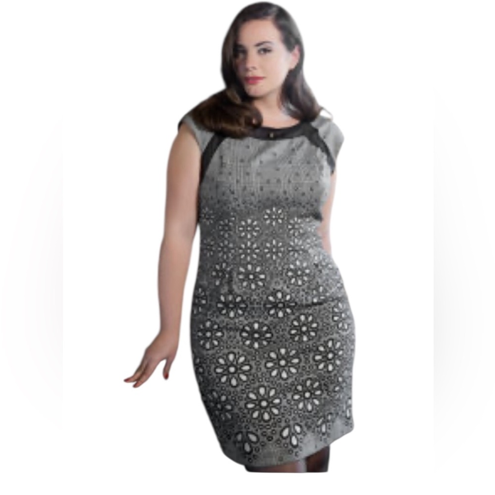 Roberto Cavalli Plus Size Cotton Blend Dress size 5, black & white like new
